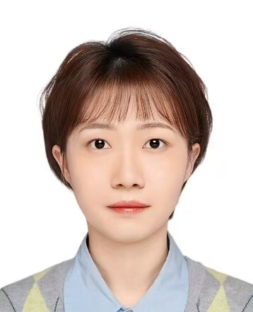 卓心怡个人照片